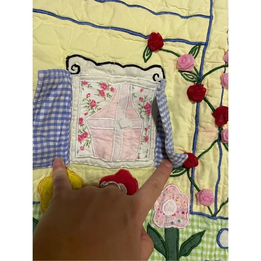 P.J. Kids Rooms To Dream Crib Quilt Dollhouse Peek a Boo Homemade Vintage 90s